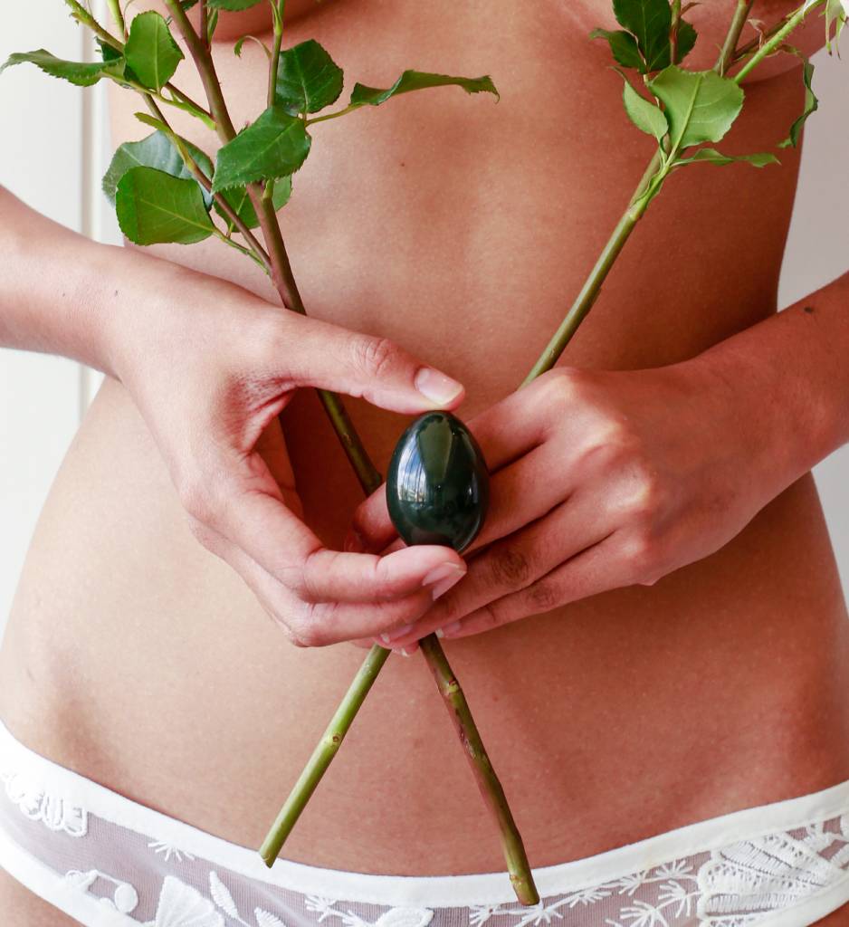 Healing Tao Center by Mantak Chia - Healing Tao Australia. A Healing Tao Australia product called the Jade Egg which is used to tighten the pelvic floor and to maintain amazing sexual health